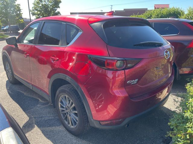 2017 Mazda CX-5 Touring photo 4