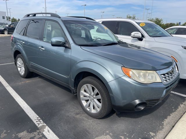 2011 Subaru Forester 2.5X photo 2