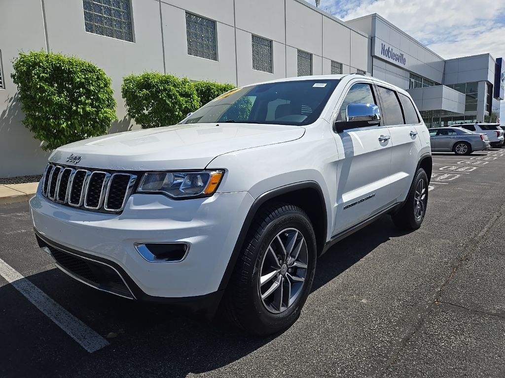 Used 2017 Jeep Grand Cherokee Limited with VIN 1C4RJFBG4HC679945 for sale in Noblesville, IN