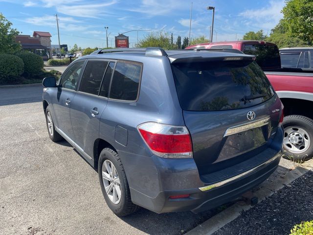 2012 Toyota Highlander Base photo 3