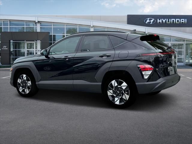 2025 Hyundai Kona SEL photo 4