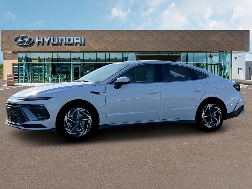 2025 Hyundai Sonata SEL Convenience photo 2
