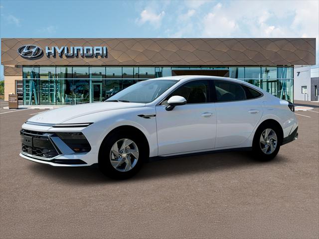 2025 Hyundai Sonata SE photo 2