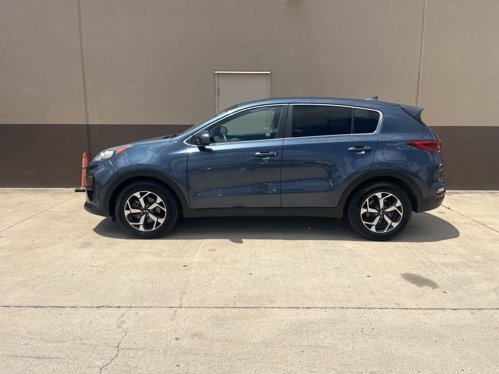 2020 Kia Sportage LX photo 2