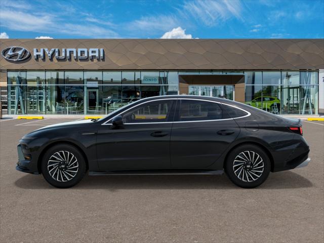 2025 Hyundai Sonata SEL photo 3