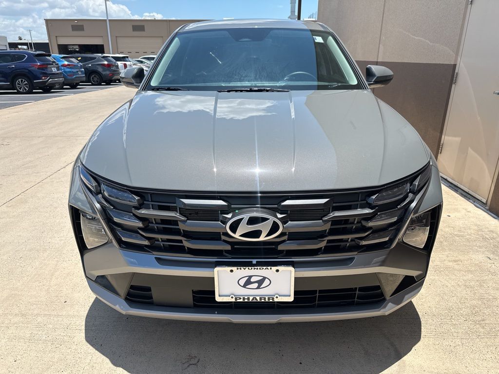 2025 Hyundai Tucson SE photo 2