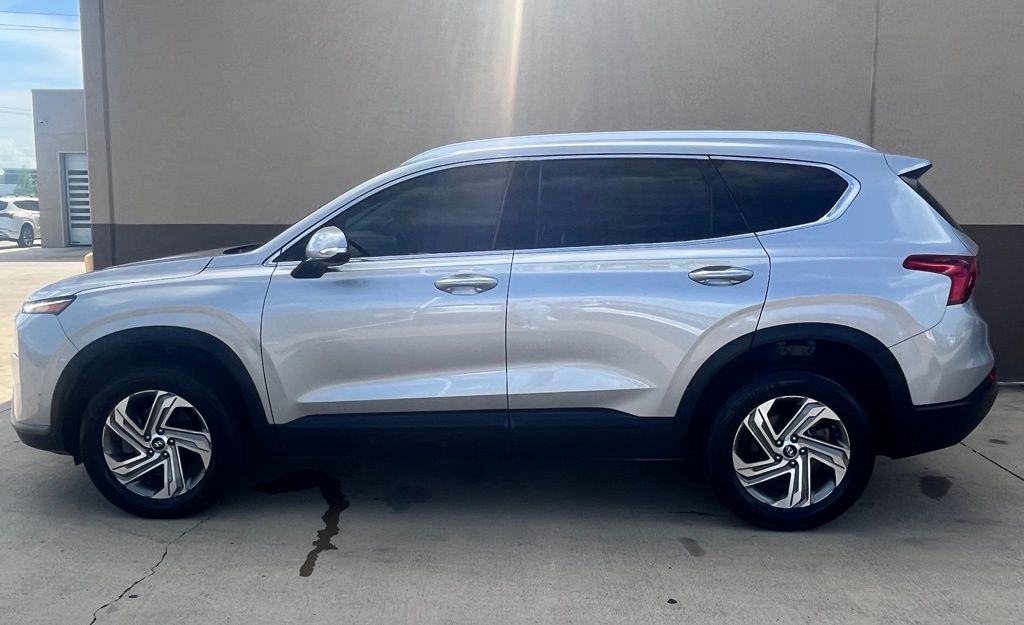 2023 Hyundai Santa Fe SEL photo 2
