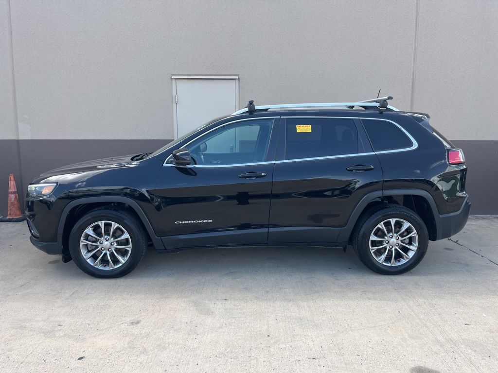 Used 2019 Jeep Cherokee Latitude Plus with VIN 1C4PJLLB6KD318677 for sale in Pharr, TX