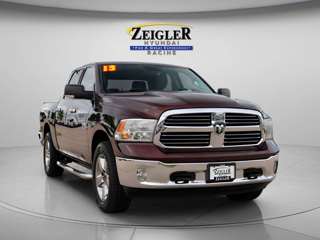 2013 RAM 1500 SLT 4x4 Crew Cab's photo