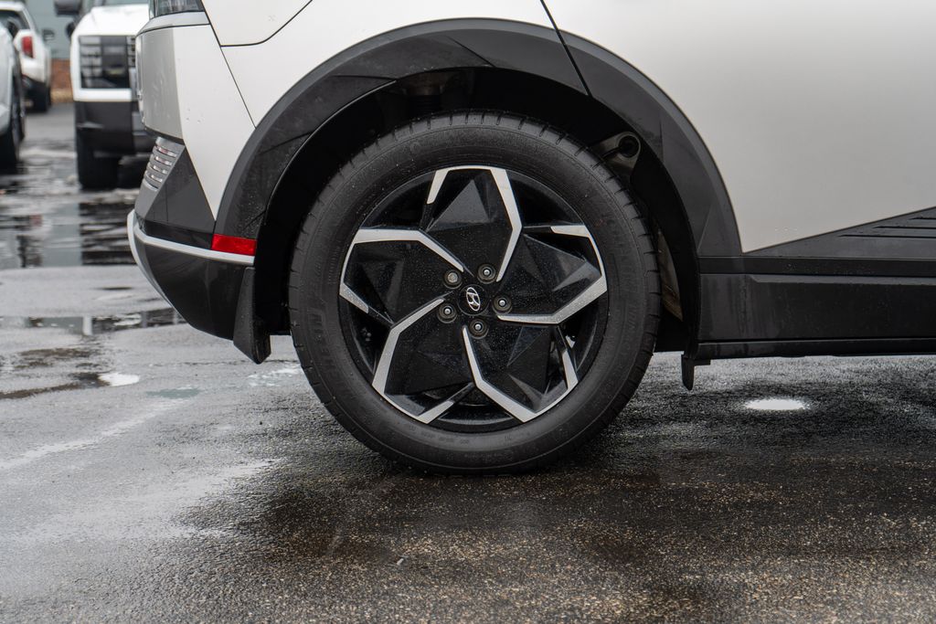 2023 HYUNDAI IONIQ 5 - Image 9