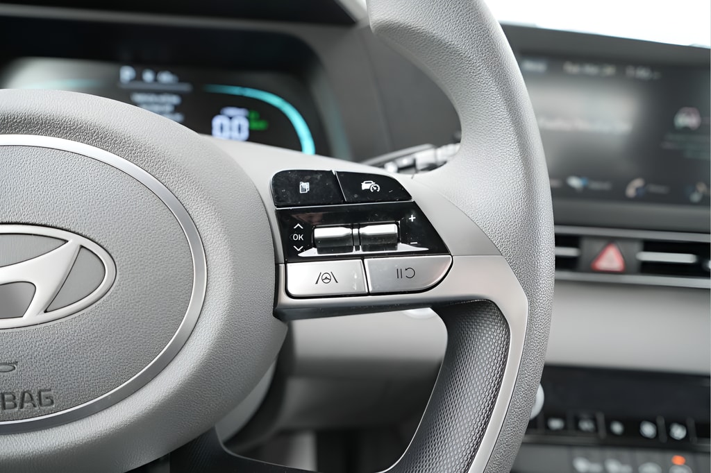 2025 Hyundai Elantra Blue - Photo 27