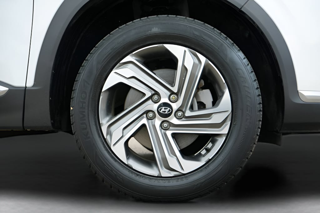 2021 Hyundai Santa Fe SEL - Photo 9