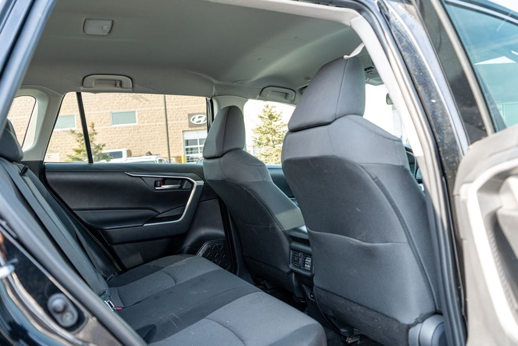 2023 TOYOTA RAV4 - Image 13