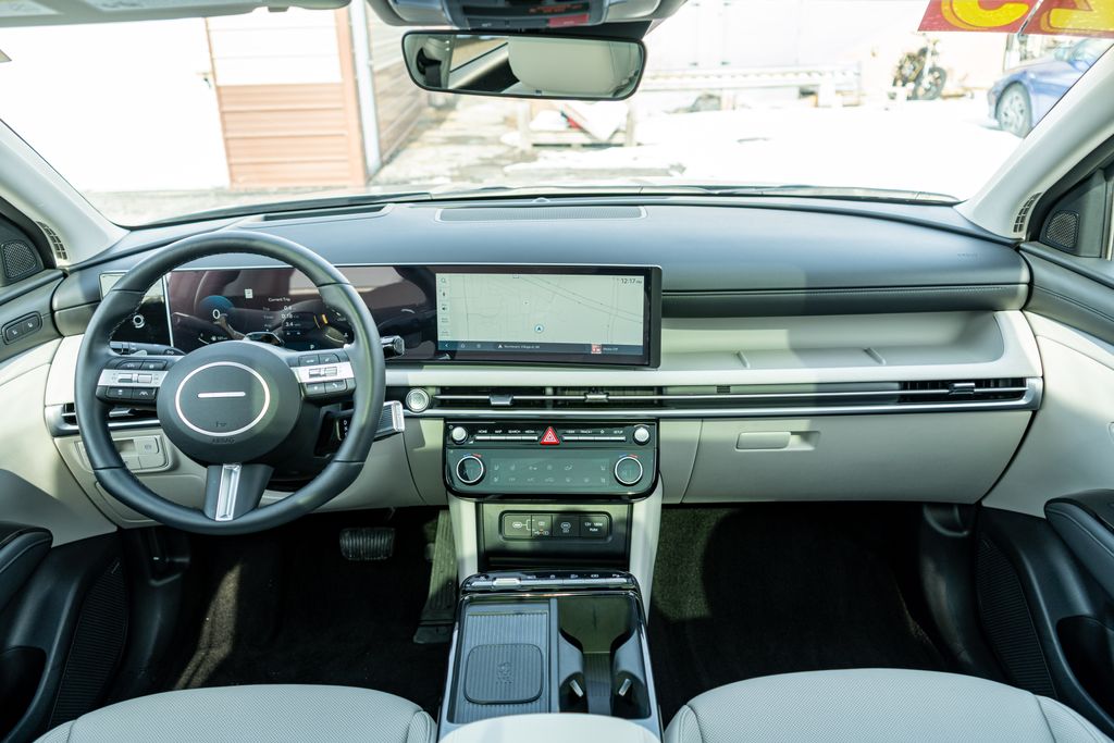 2025 HYUNDAI TUCSON - Image 18