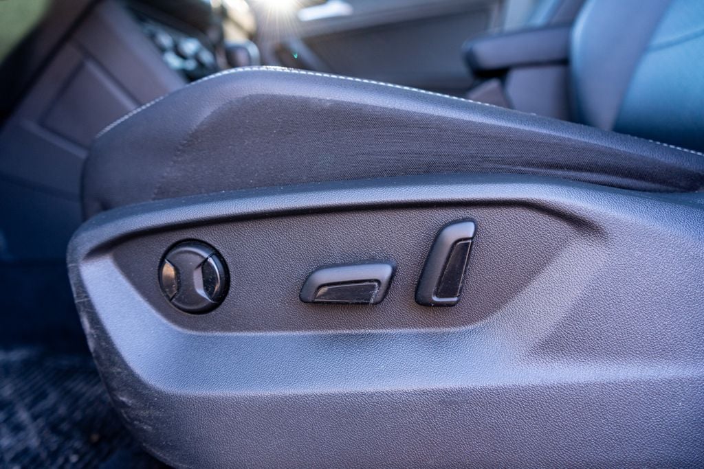 2021 VOLKSWAGEN TIGUAN - Image 21