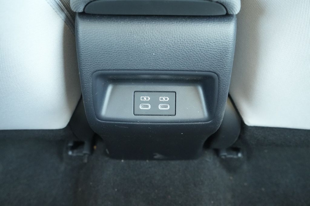 2024 TOYOTA COROLLA - Image 17