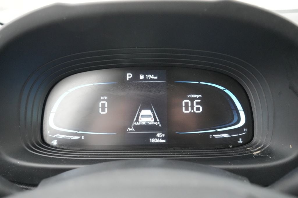 2023 HYUNDAI VENUE - Image 24