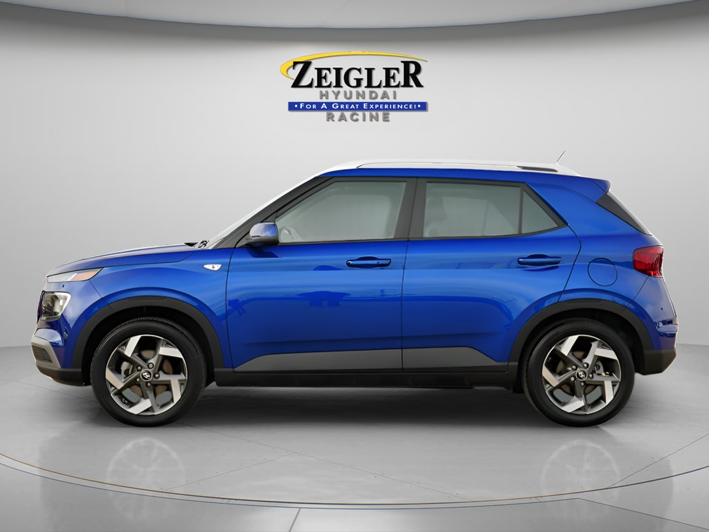 Used 2025 Hyundai Venue SEL SUV