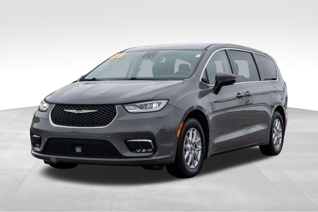 2023 CHRYSLER PACIFICA - Image 3