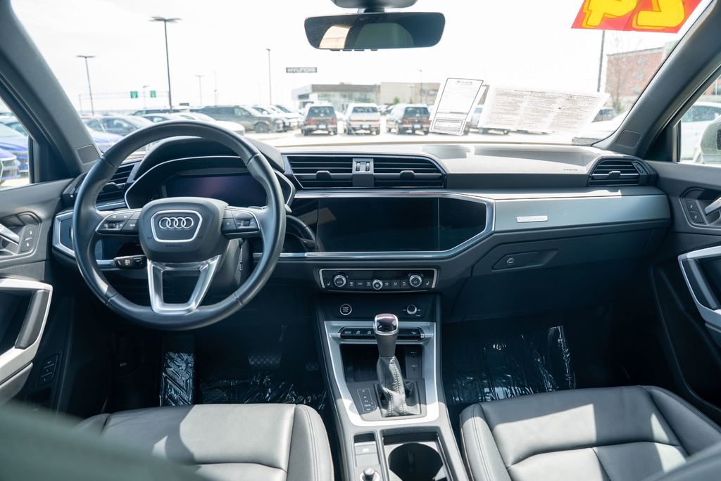 2024 AUDI Q3 - Image 17