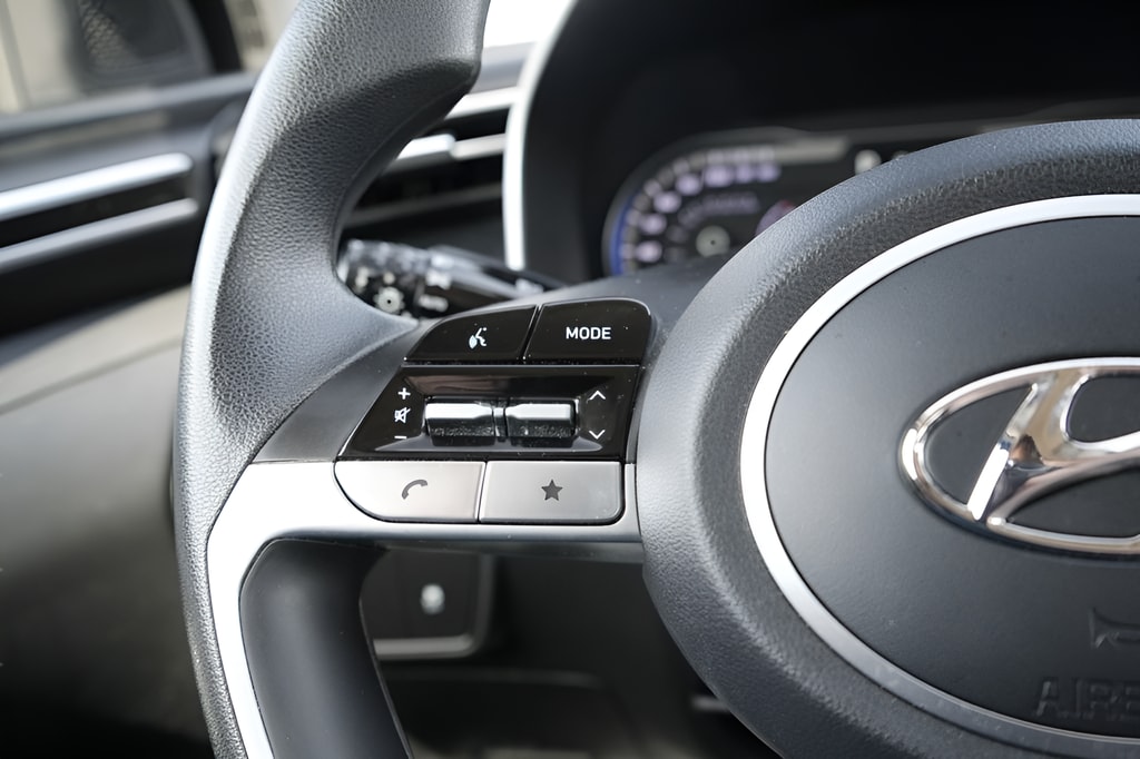 2023 Hyundai Tucson SE - Photo 24