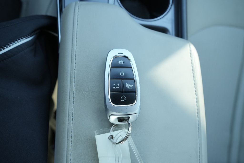 2023 HYUNDAI SONATA - Image 38