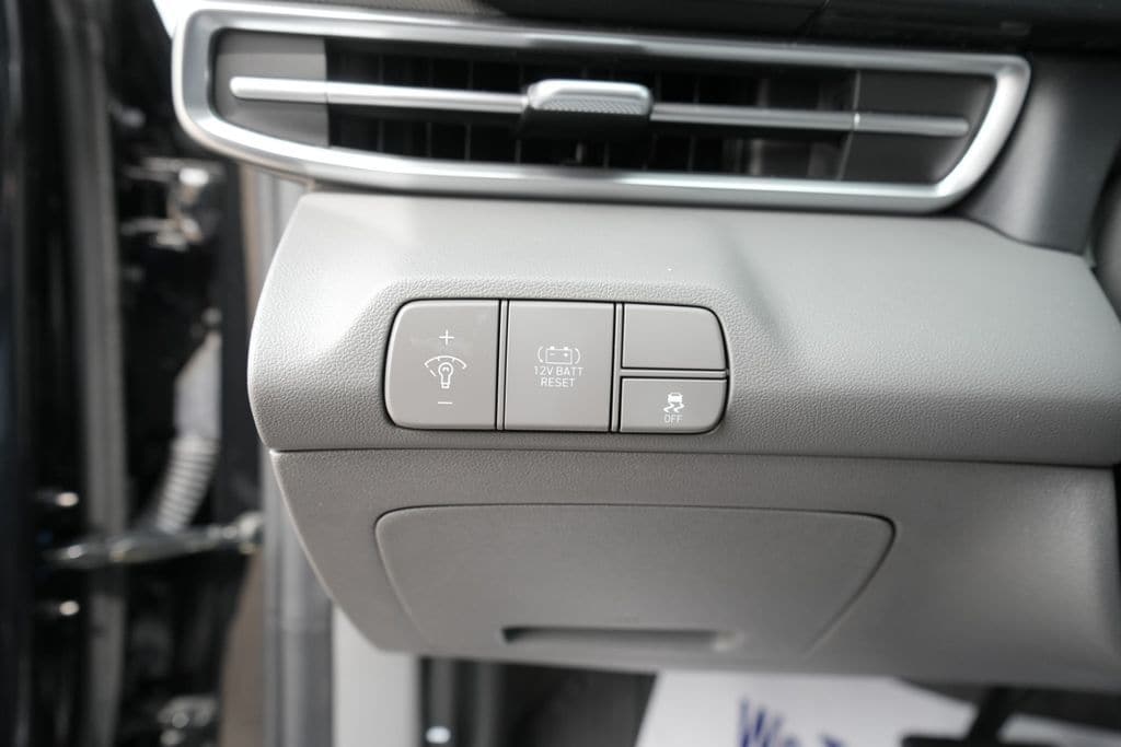2025 Hyundai Elantra Blue - Photo 25