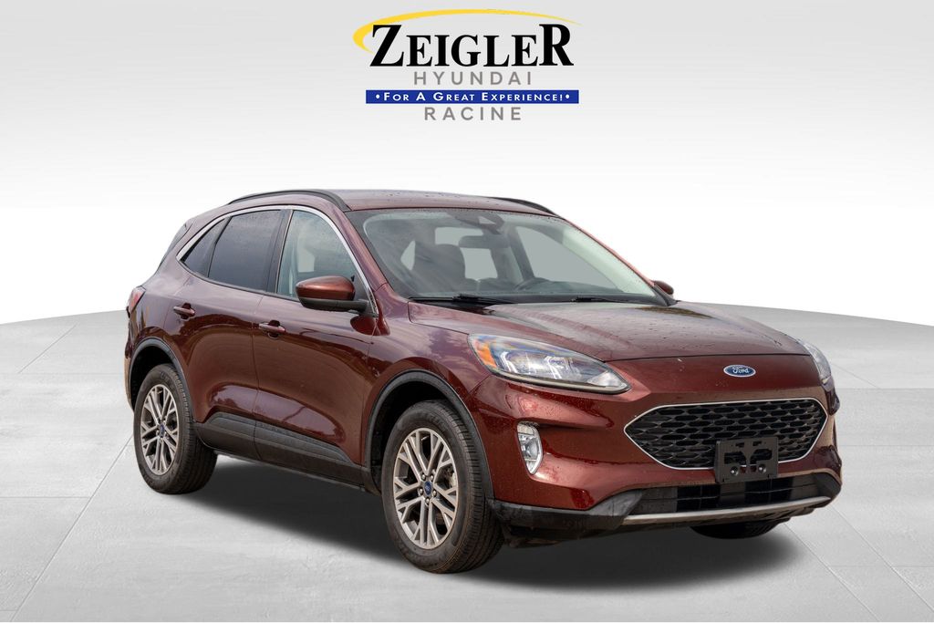 2021 FORD ESCAPE - Image 1