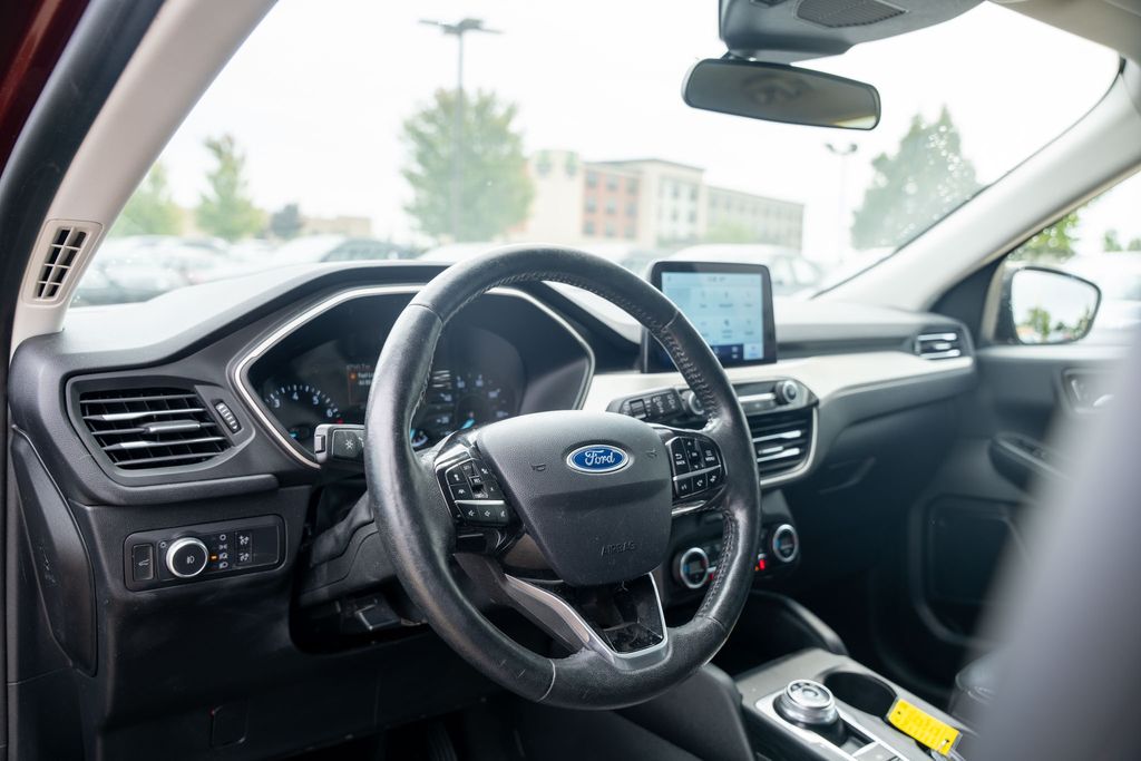 2021 FORD ESCAPE - Image 18