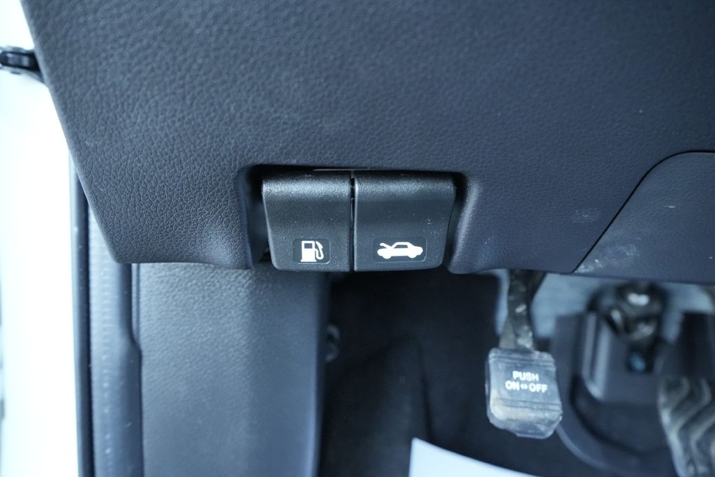 2020 NISSAN ROGUE SPORT - Image 27