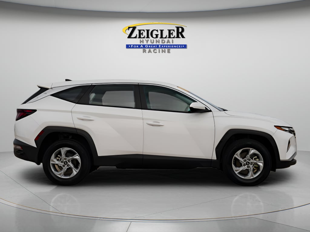2024 Hyundai Tucson SE - Photo 8