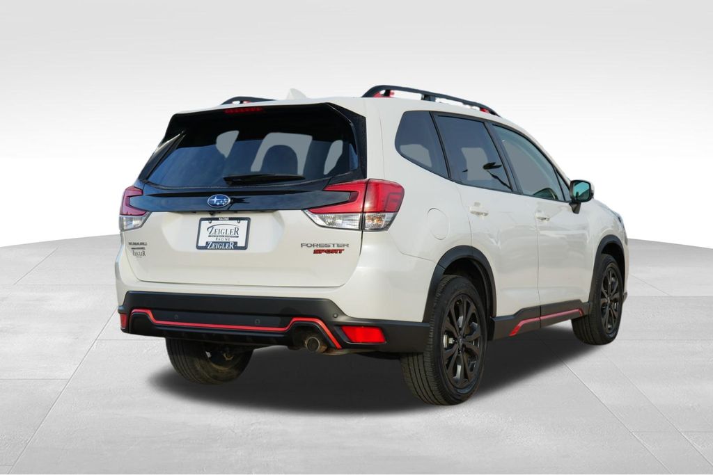 2023 SUBARU FORESTER - Image 7