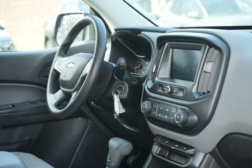 2017 CHEVROLET COLORADO - Image 11