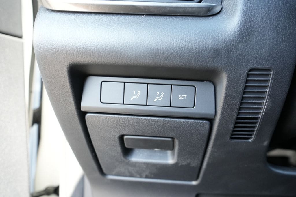 2023 MAZDA CX-30 - Image 26