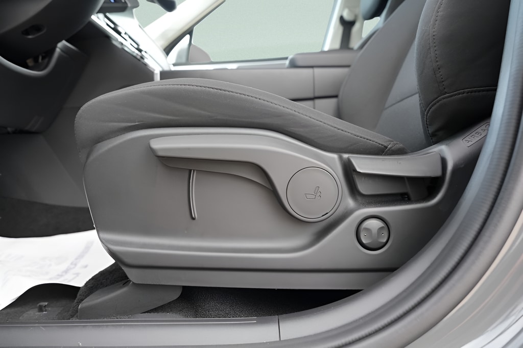2026 Hyundai Santa Fe SE - Photo 24