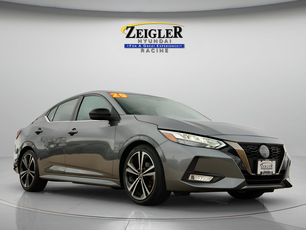 2022 Nissan Sentra SR CVT's photo