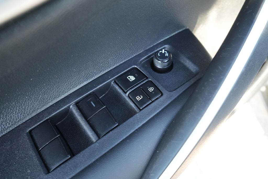 2024 TOYOTA COROLLA - Image 20