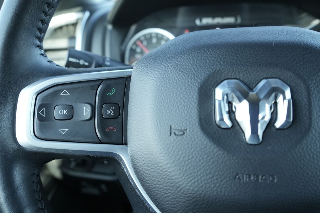 2023 RAM 1500 - Image 27
