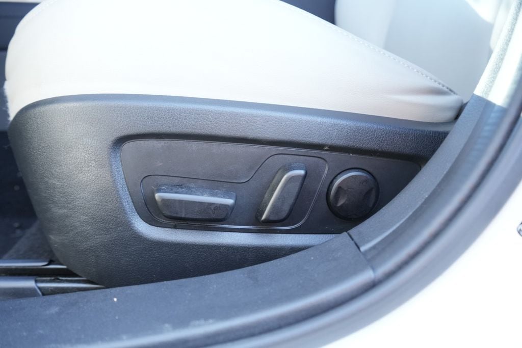 2023 MAZDA CX-30 - Image 22