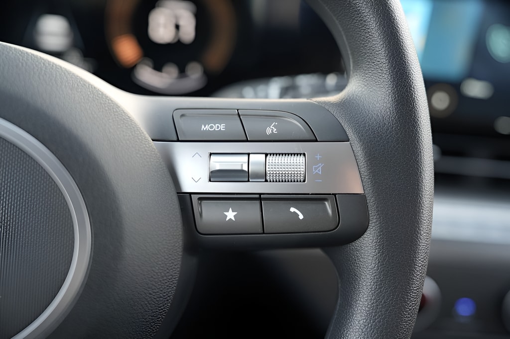 2026 Hyundai Kona SE - Photo 26