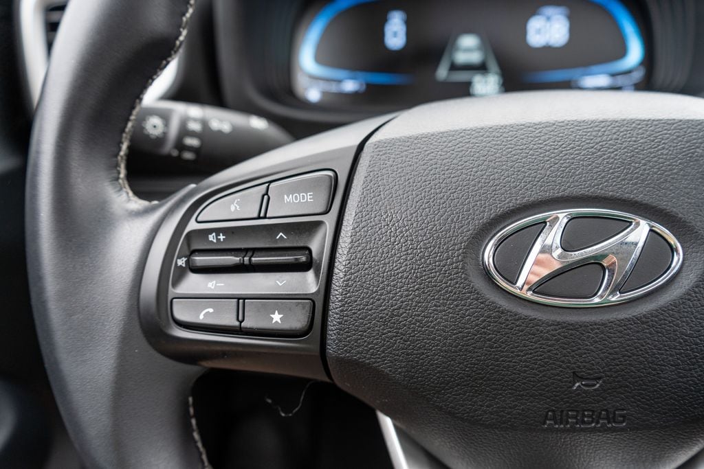 2023 HYUNDAI VENUE - Image 21