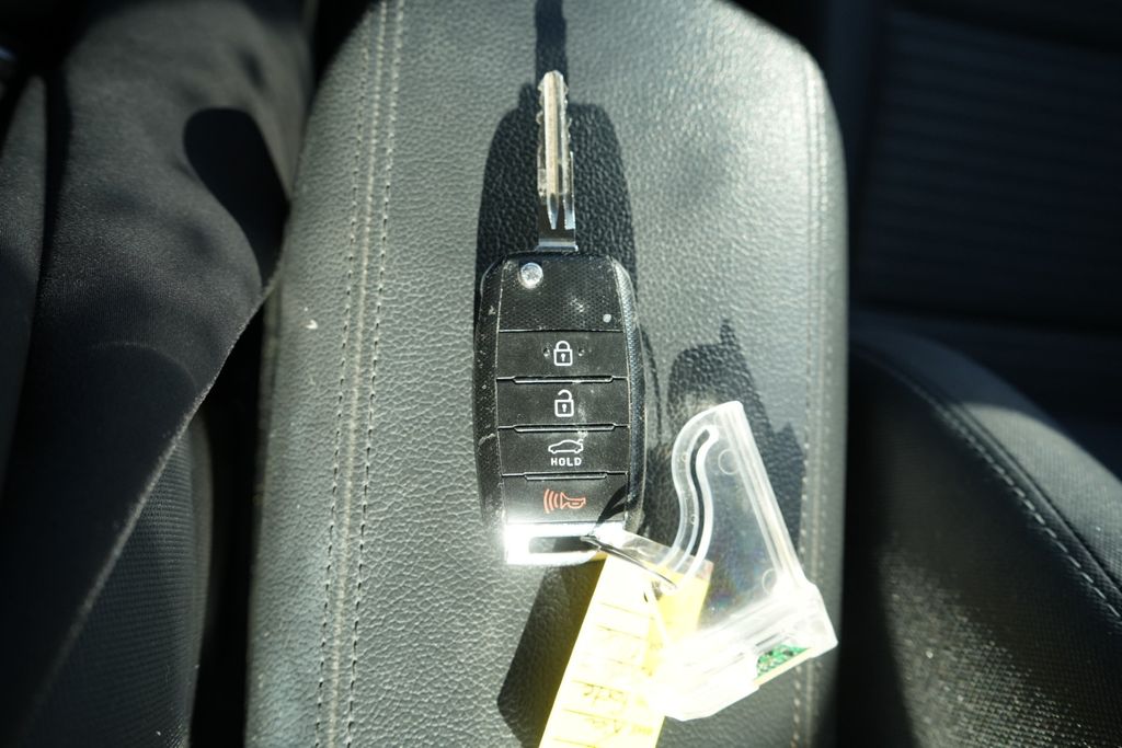 2018 KIA FORTE - Image 36