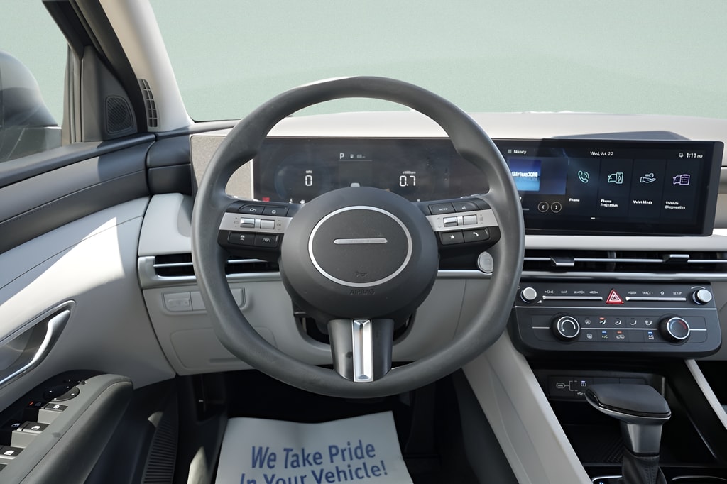 2025 Hyundai Tucson SE - Photo 15
