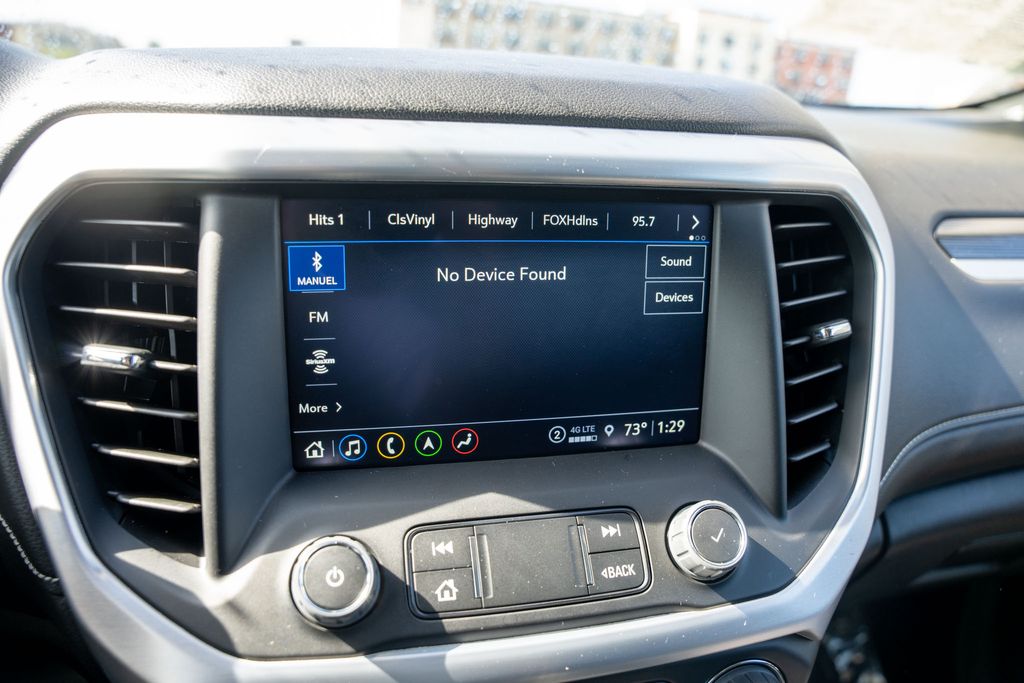 2023 GMC ACADIA - Image 27