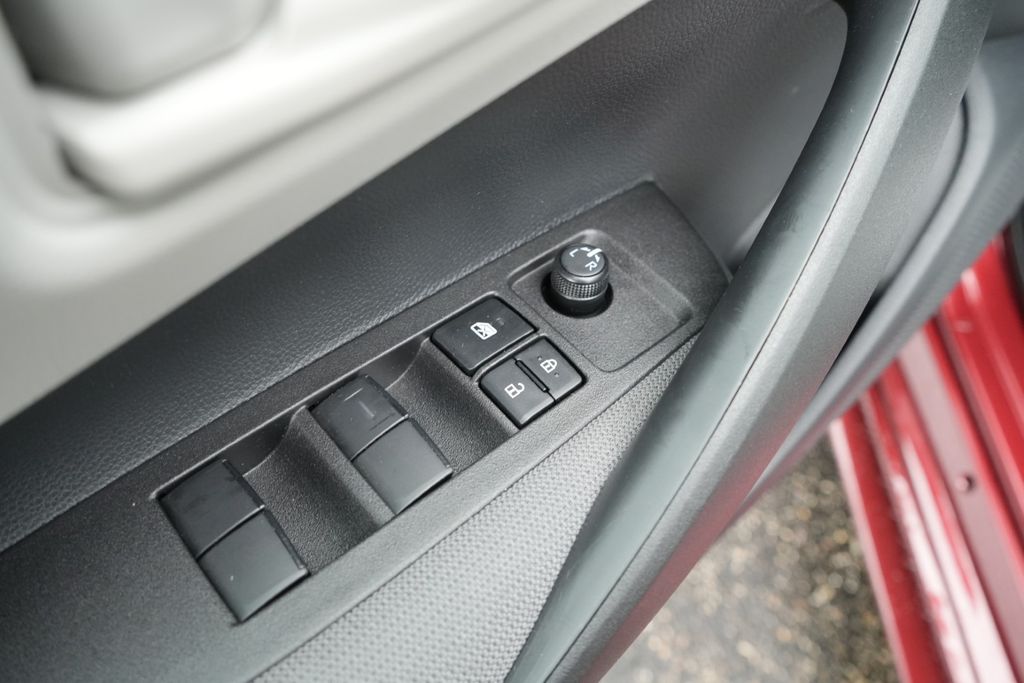 2026 TOYOTA COROLLA - Image 20