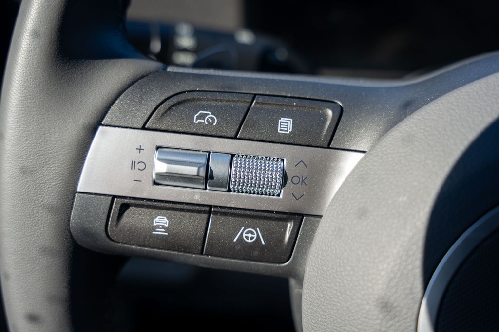 2025 HYUNDAI KONA - Image 21