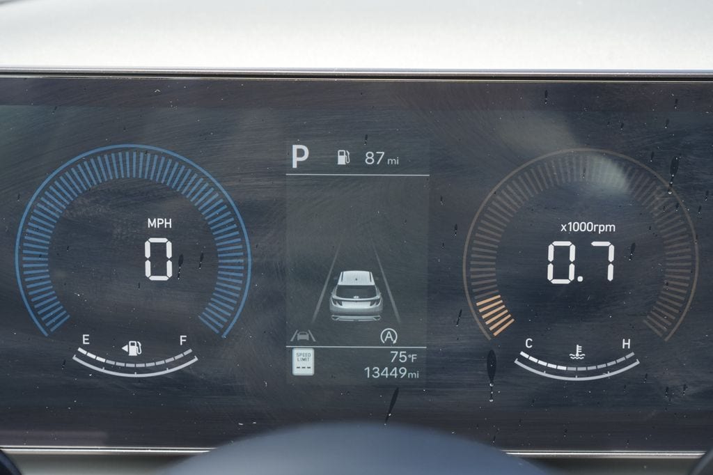 2025 Hyundai Tucson SE - Photo 27