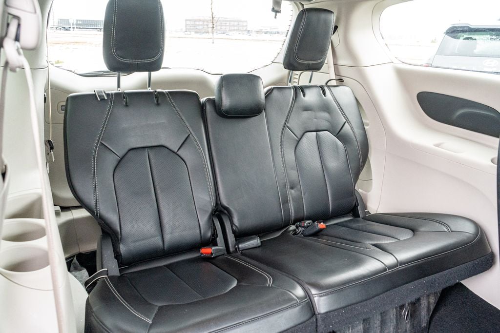 2023 CHRYSLER PACIFICA - Image 21