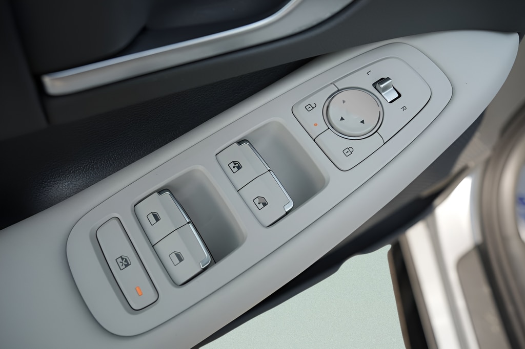 2026 Hyundai Sonata SEL - Photo 20