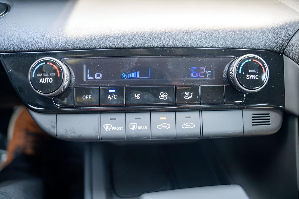 2025 Hyundai Elantra SEL - Photo 26